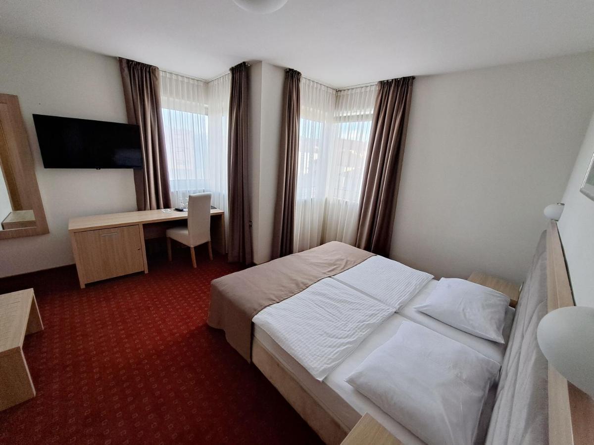Hotel Brotnjo Čitluk Esterno foto