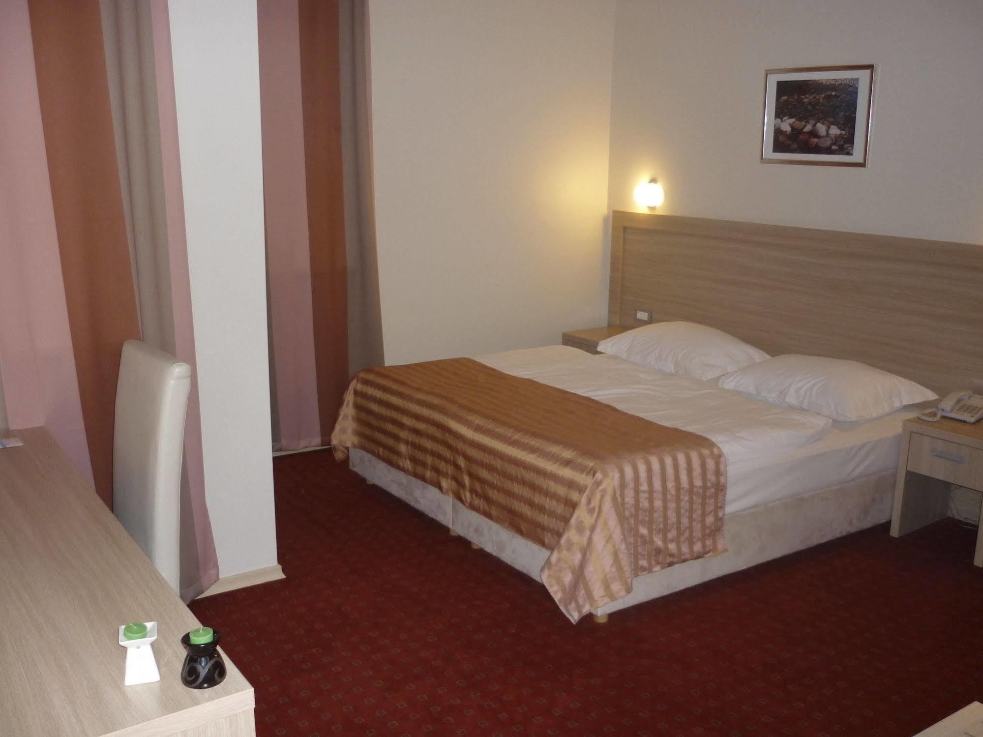 Hotel Brotnjo Čitluk Esterno foto